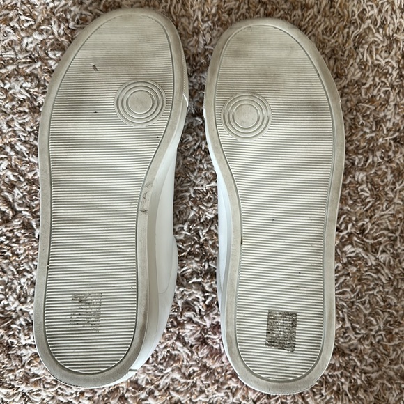 ZADIG & VOLTAIRE Paris - Picture 5 of 8